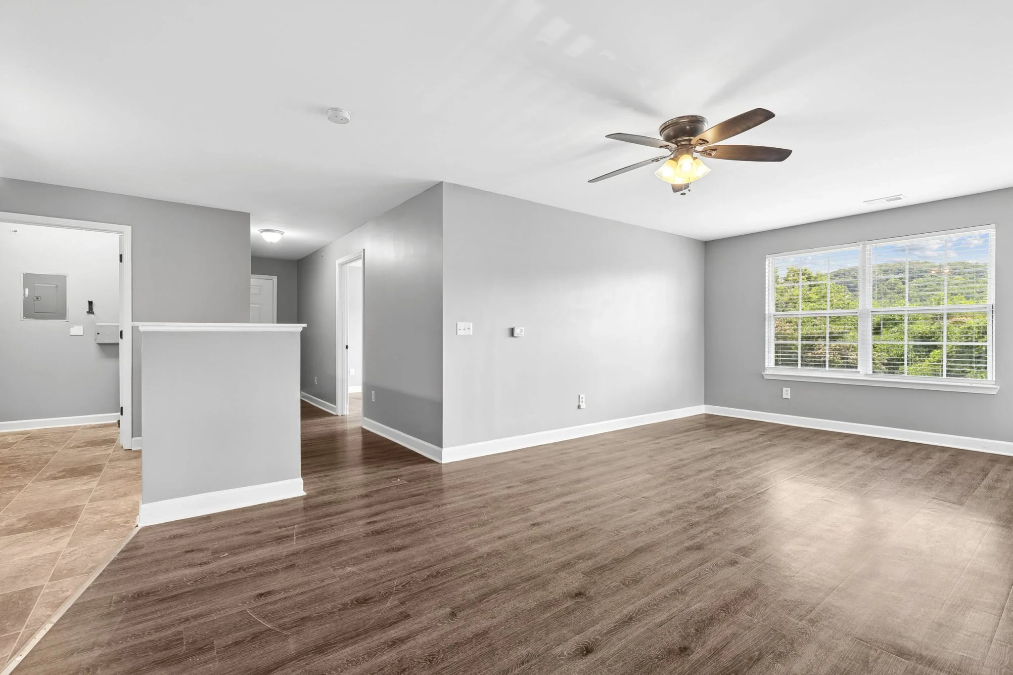 Royce Hill Apartments community photo