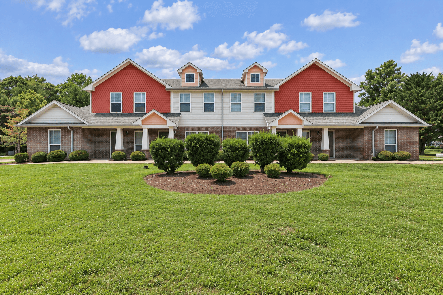 Royce Hill Apartments